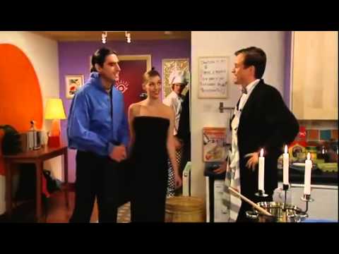 Extr@ en español. Ep 4. Sam busca un trabajo